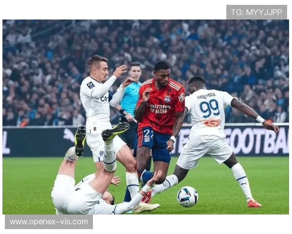 法甲里昂与法国其他大俱乐部的综合比较