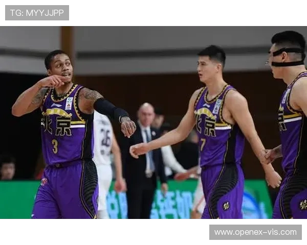 北京紫禁勇士对阵北京首钢精彩录像全程回顾与战术解析深度解读巅峰对决